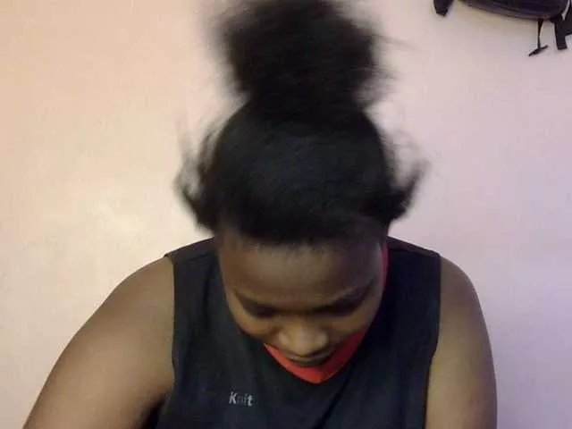 Pretty-horny on BongaCams