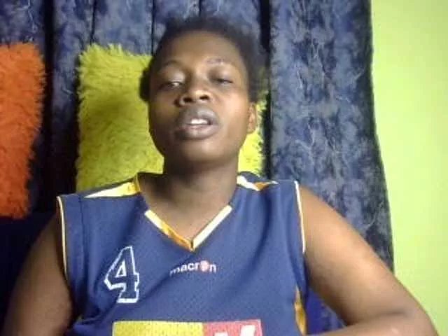 Pretty-horny on BongaCams