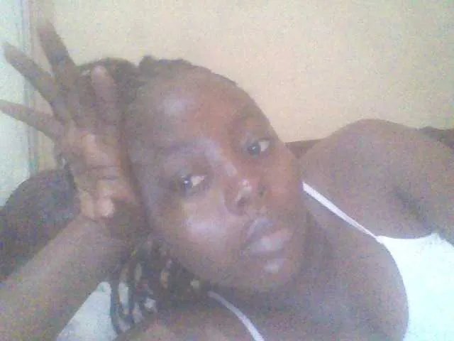 PrettyG on BongaCams