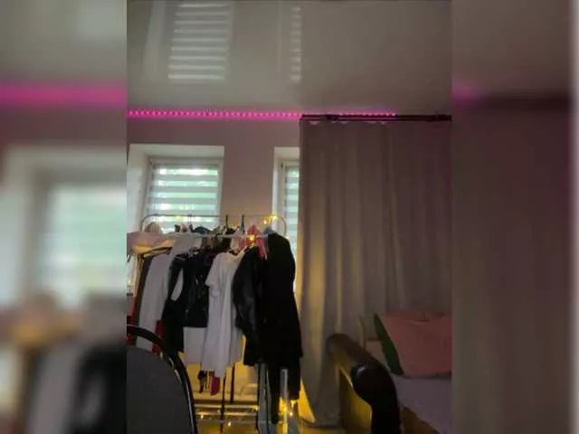 PrettyKatea on BongaCams