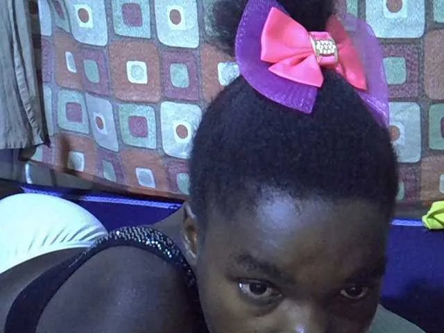 Freechat princess-scovia on BongaCams