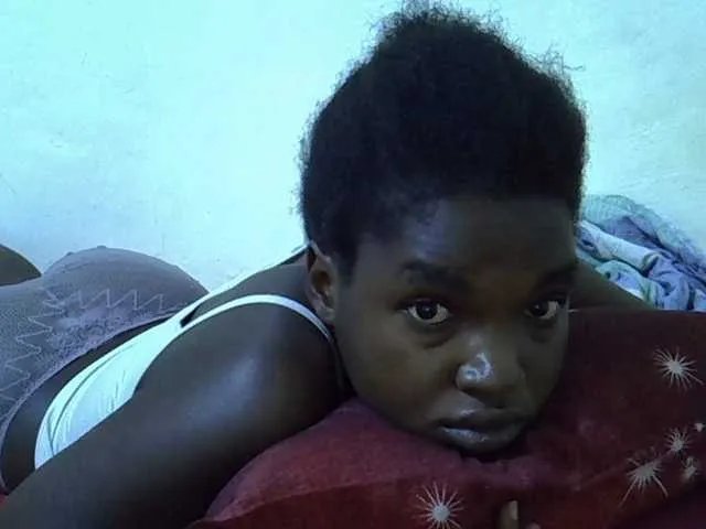 Freechat princess-scovia on BongaCams