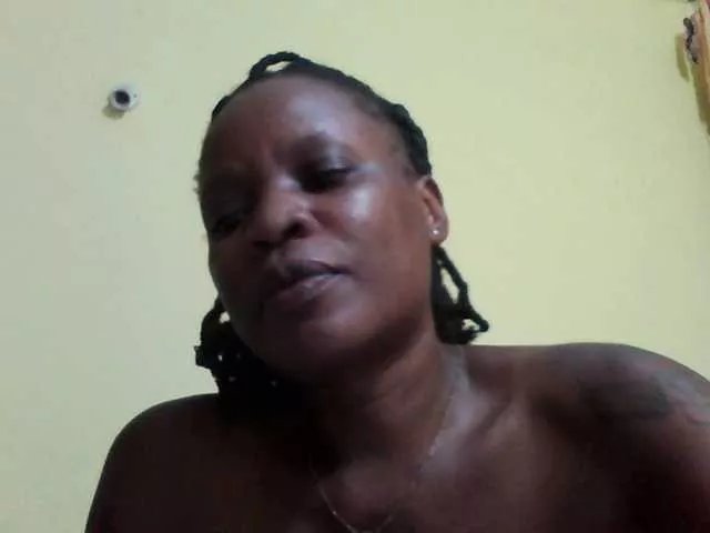 Princessmiles on BongaCams