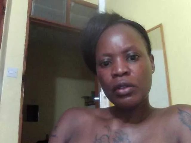 Princessmiles on BongaCams