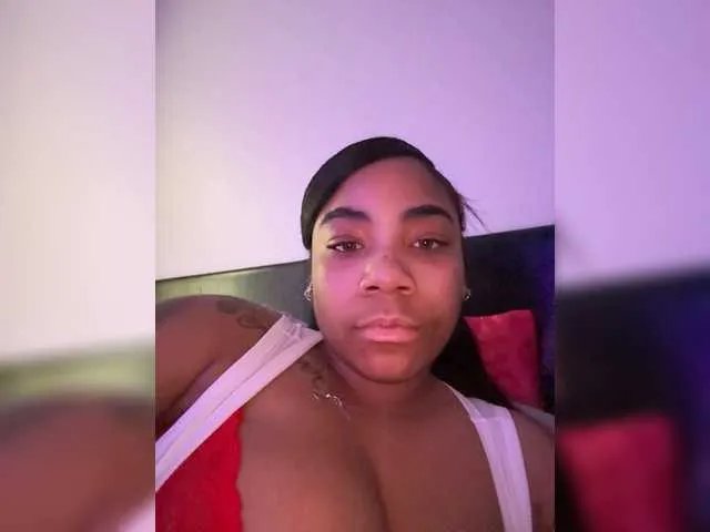 redbonedazzle — Freechat on BongaCams