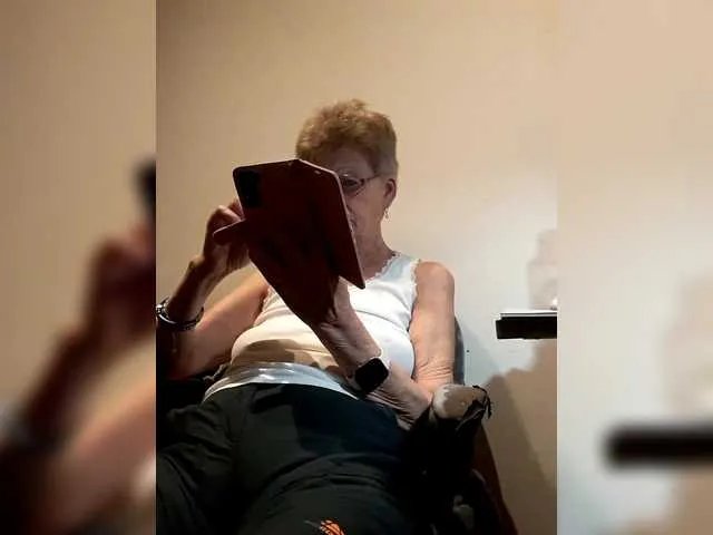 Reife-dame on BongaCams