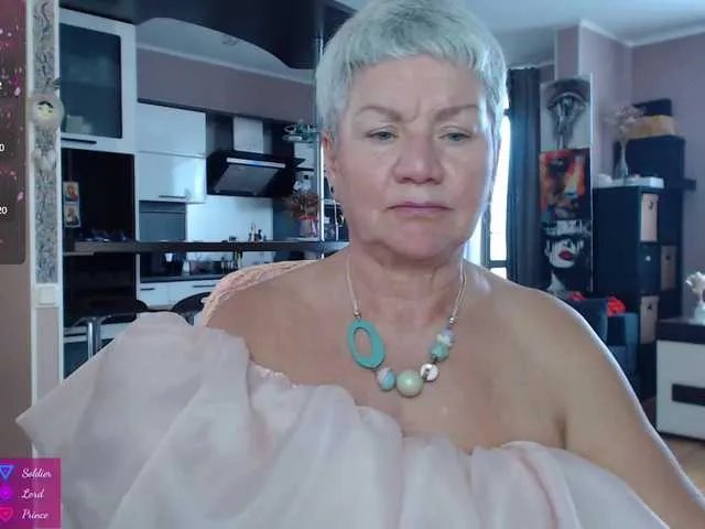 roxana-brooks on BongaCams