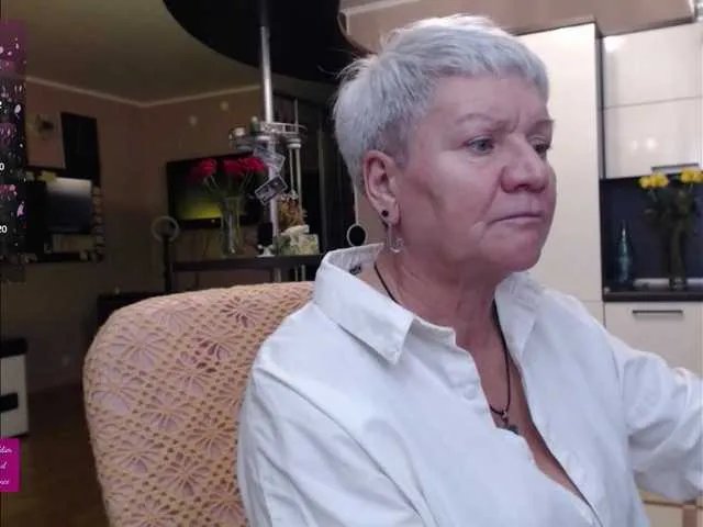 roxana-brooks on BongaCams