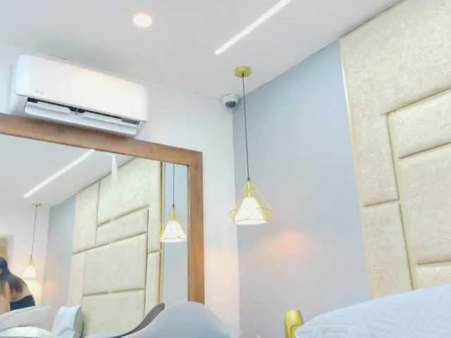 RubyScarlett on BongaCams