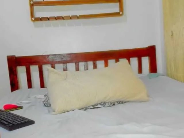 Sam9338 on BongaCams