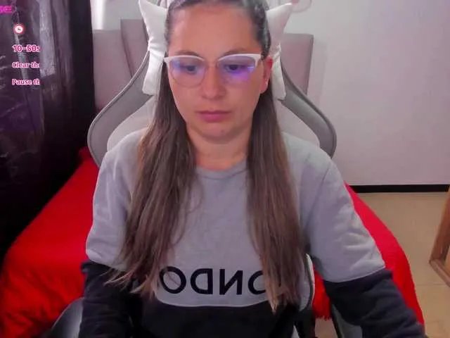 samantha--wilson on BongaCams