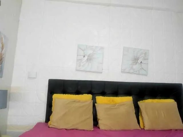 SashaLuxx on BongaCams