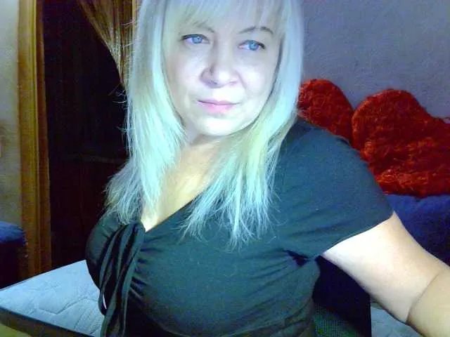 Savan35na on BongaCams