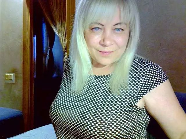 Savan35na on BongaCams