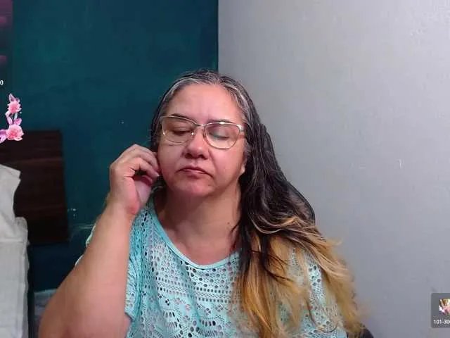 scarlett-dubois on BongaCams