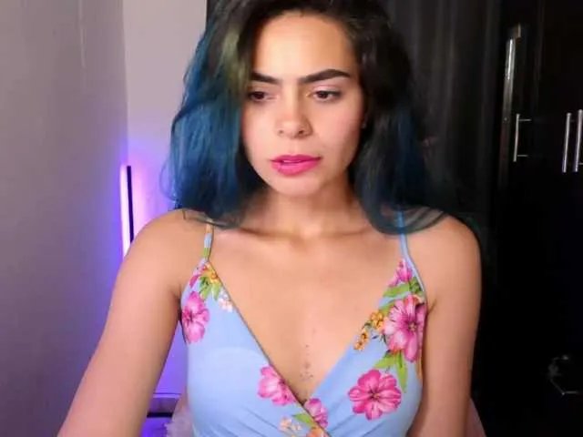 sexxyladyy on BongaCams