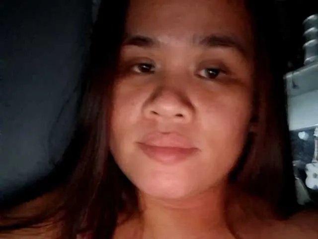 sexyasian27 on BongaCams