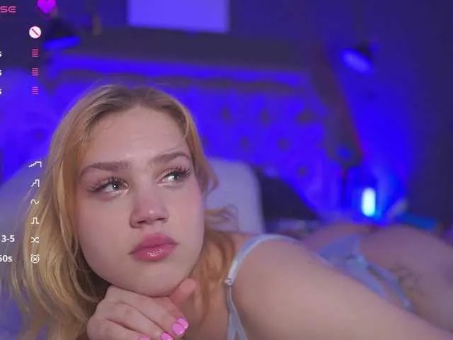 SexyBlondeDoll on BongaCams