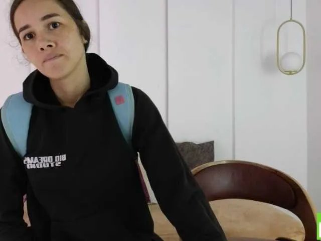 sexychanell-1 on BongaCams