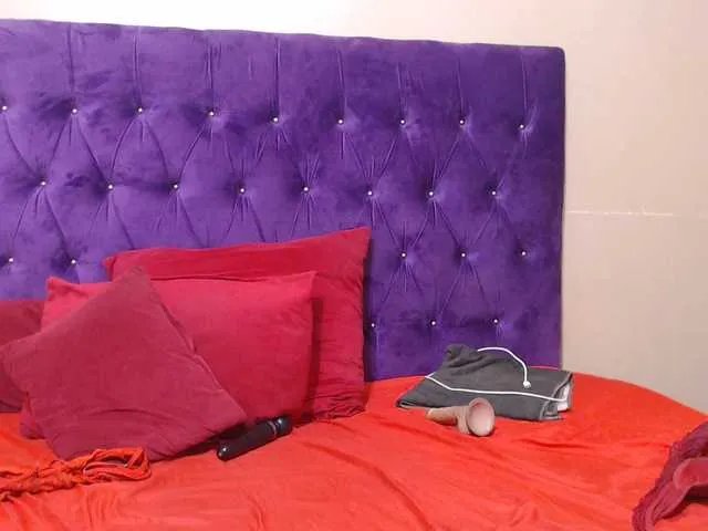 sexyeboncurvy on BongaCams