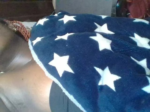 ShallyVee on BongaCams