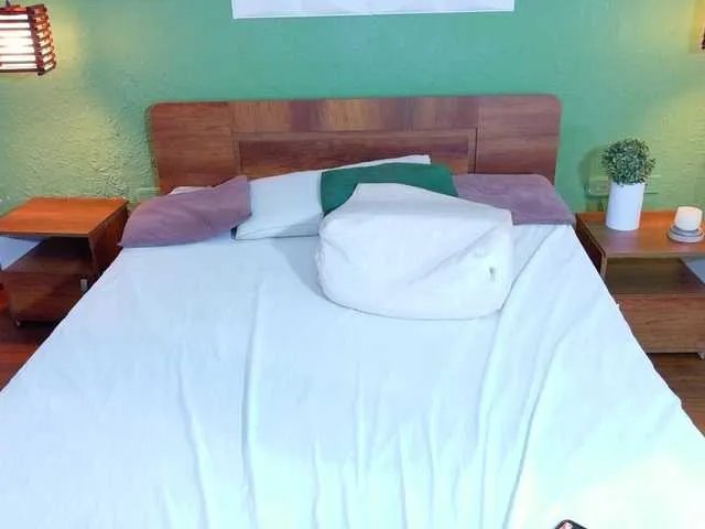 shamira-moore on BongaCams