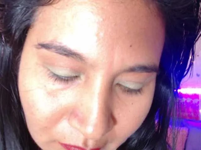 Sharit-Latina on BongaCams