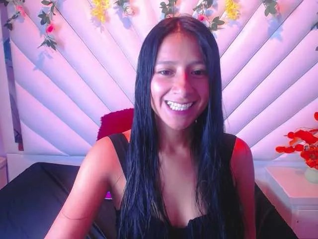 SharlotRodriguez on BongaCams