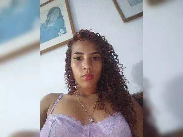 ShaylaDavis on BongaCams