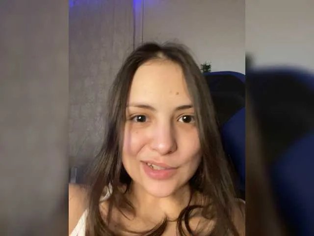 SilverSaya on BongaCams