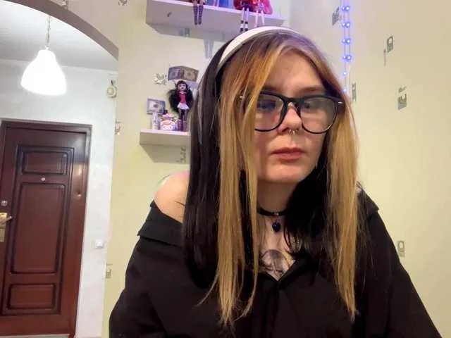 SIMONA-CHARON on BongaCams