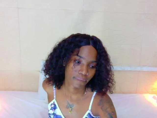 Slim-chocobar18 on BongaCams