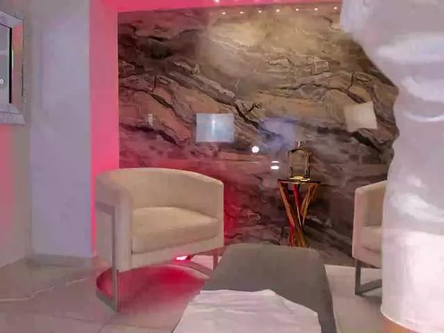 SofiaReyes1 on BongaCams