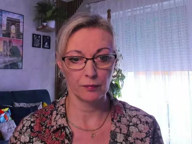 SoftVANESSA on BongaCams