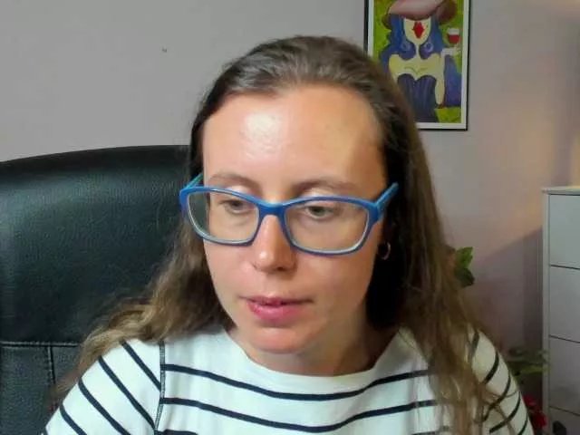 sparkleLizzy on BongaCams