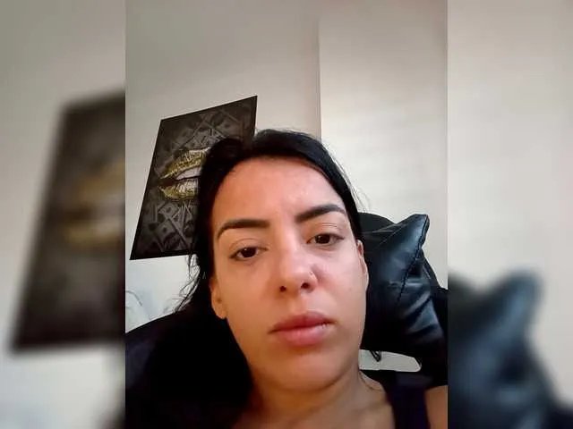 SrtaJhenny on BongaCams