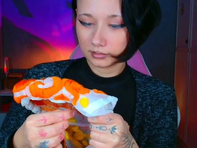 stawbarynut on BongaCams