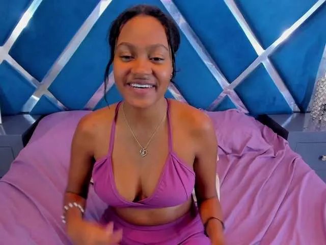 Stormihills on BongaCams