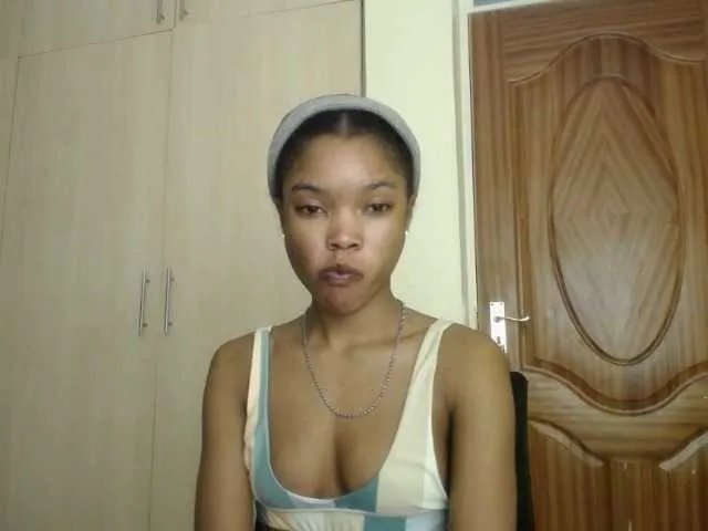 sumeyhia on BongaCams