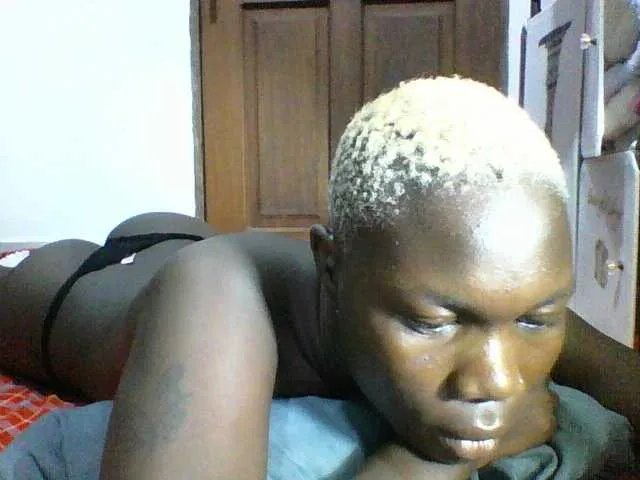 Sweetchocolate on BongaCams