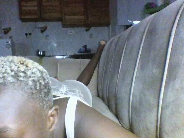 Sweetchocolate on BongaCams