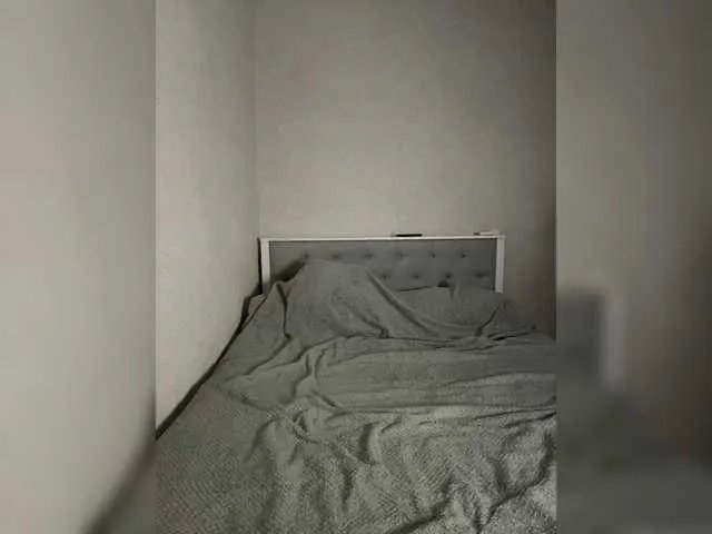 SweetyW- on BongaCams