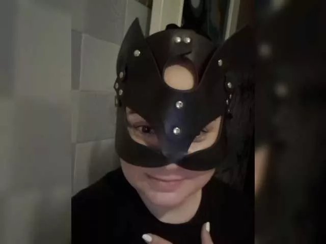 swwoman1 on BongaCams