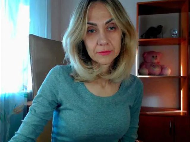 Tanya6547 on BongaCams