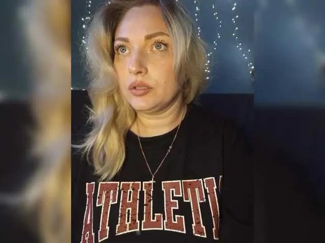 Tanysha-1 on BongaCams