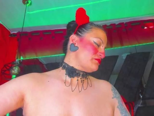 taylorhardcor on BongaCams