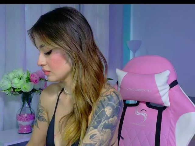 Freechat TaylorKnapp on BongaCams