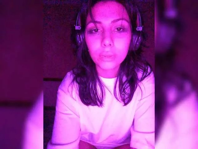 Tinablackkk on BongaCams