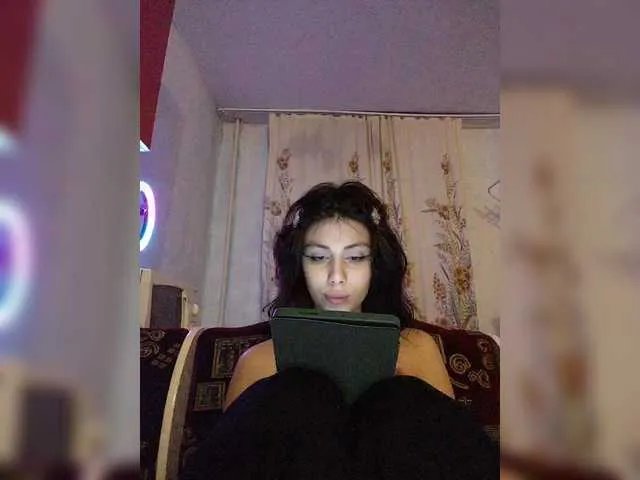 Tinablackkk on BongaCams