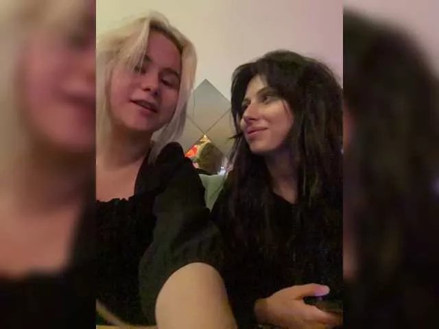 Tinablackkk on BongaCams